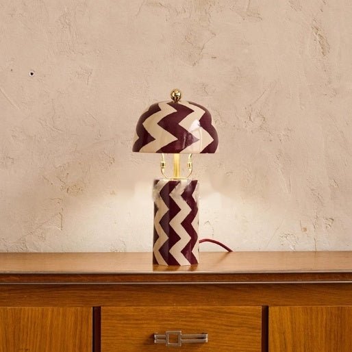 Lámpara de Mesa Rayada para Sala, Oficina y Dormitorio - Image 2