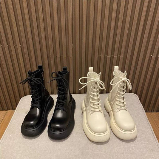 Botines Negros Estilo Británico con Cordones - Caña Corta - Image 2