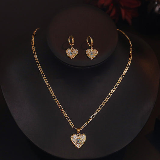 Conjunto de Collar y Aretes Corazón con Zirconia, Baño de Oro Real - Image 2