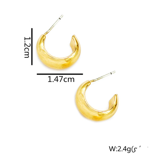 Aretes Dorados en Forma de C - Diseño Elegante y Minimalista - Image 2