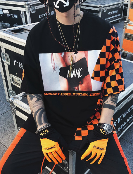 Camiseta Hip-hop Cuadros Estampada Unisex - Estilo Urbano Oversize - Image 2