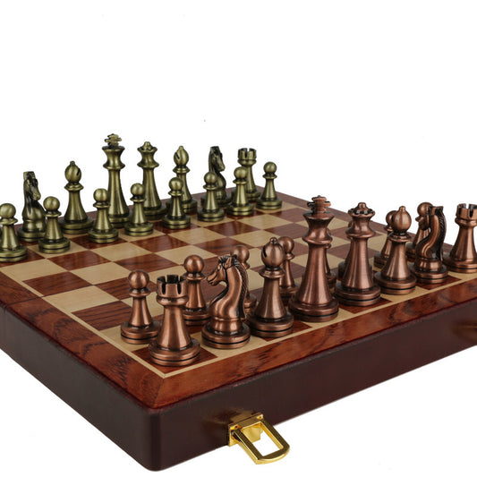Juego de Ajedrez Premium en Caja de Regalo con Tablero Metálico Bronce Plegable - Image 2