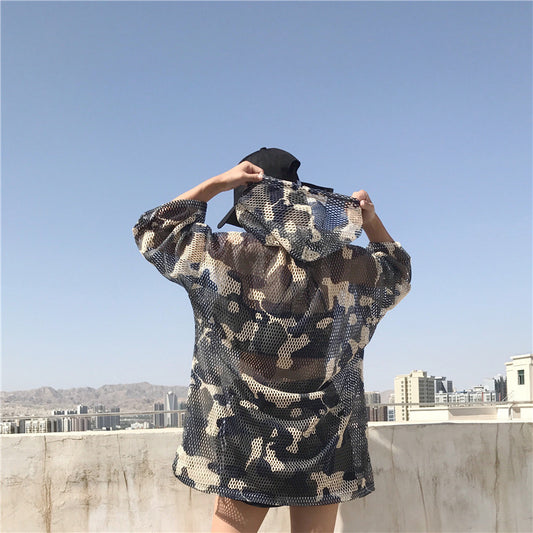 Playera de Protección Solar Harajuku con Capucha - Diseño Hueco Camuflaje - Image 2