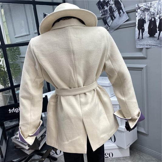 Traje Ejecutivo Doble Botonadura con Puños Ajustables para Mujer - Image 2