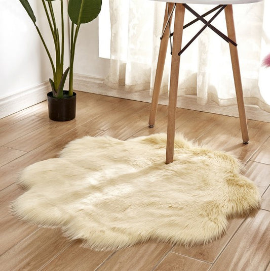 Alfombra de Lana Artificial con Forma Floral – Tapete Suave de Piel Sintética - Image 2