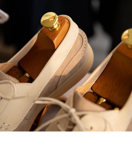 Zapatos Náuticos Vintage de Gamuza Mercerizada con Cordones Altos - Image 2