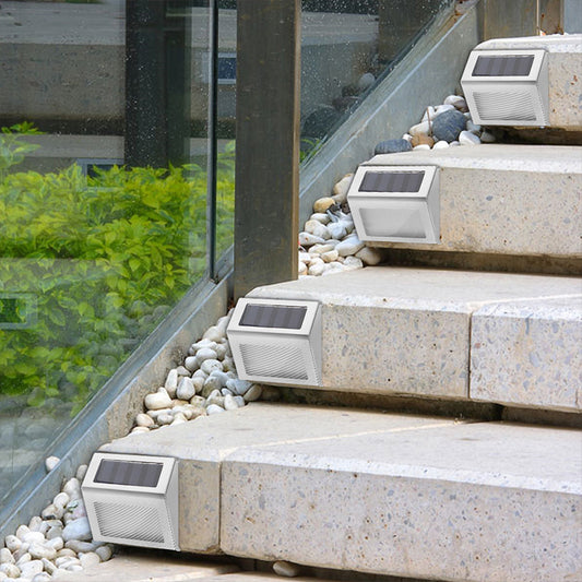 Lámpara Solar LED para Escaleras y Jardín - Luz Nocturna Inteligente - Image 2