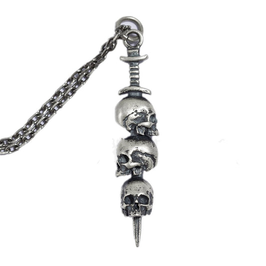 Pendiente Calavera con Diseño Original de Espada - Image 2