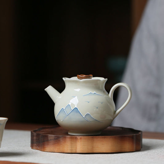 Tetera de Porcelana China Pintada a Mano con Paisaje de Hierba y Madera - Image 2