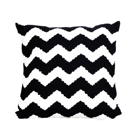Funda de Almohada Bordada Moderna - Image 2