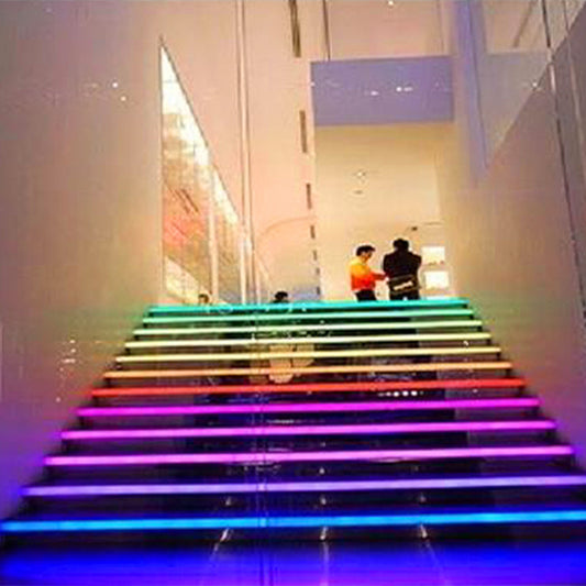 Controlador de Escaleras con Sensor de Movimiento y Barra LED - Image 2