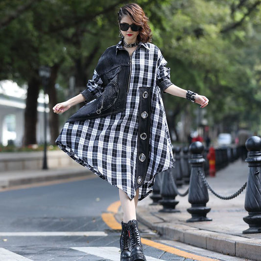 Vestido Midi Denim Holgado con Paneles de Cuadros Contrastantes - Image 2