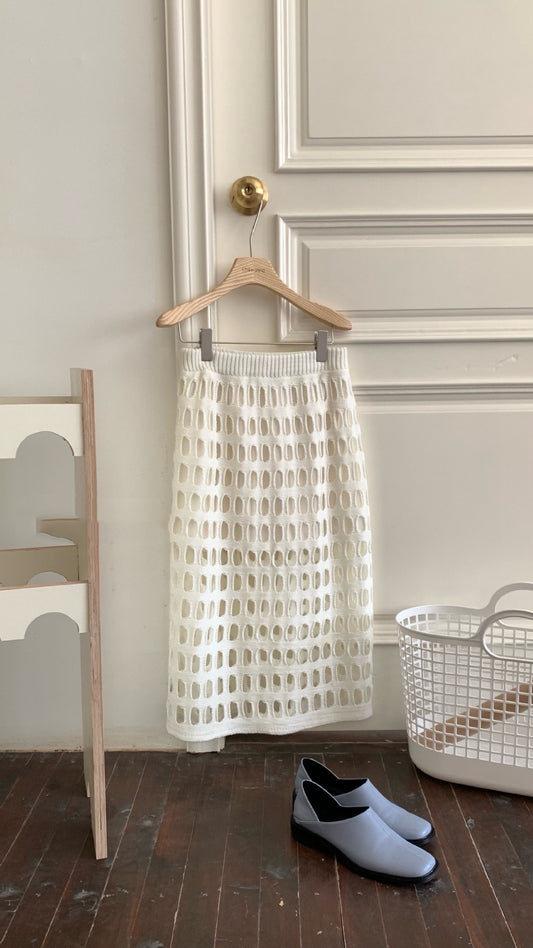 Falda Hueca Francesa para Mujer - Diseño Calado Elegante - Image 2