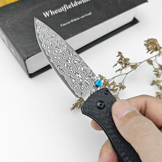 Cuchillo Portátil Butterfly BM535 Damasco con Funda de Cuero - Image 2