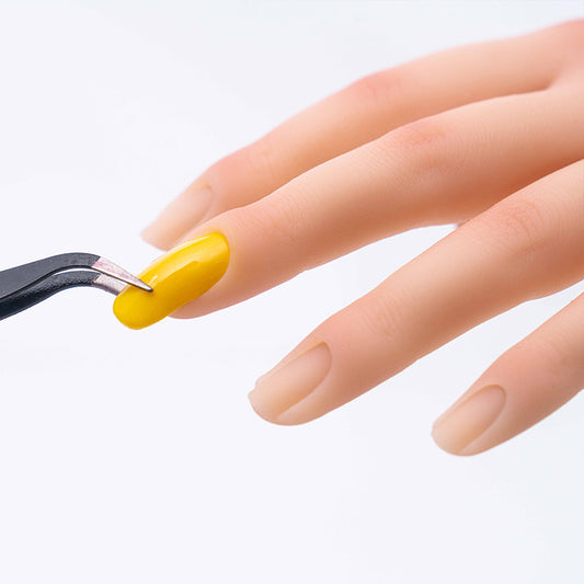 Mano de Práctica de Silicona para Manicura - Modelo Profesional - Image 2