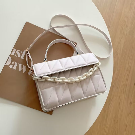 Bolso Mensajero Texturizado de Diseño Minimalista - Image 2