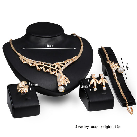 Conjunto de 4 Accesorios Dorados para Novia - Image 2