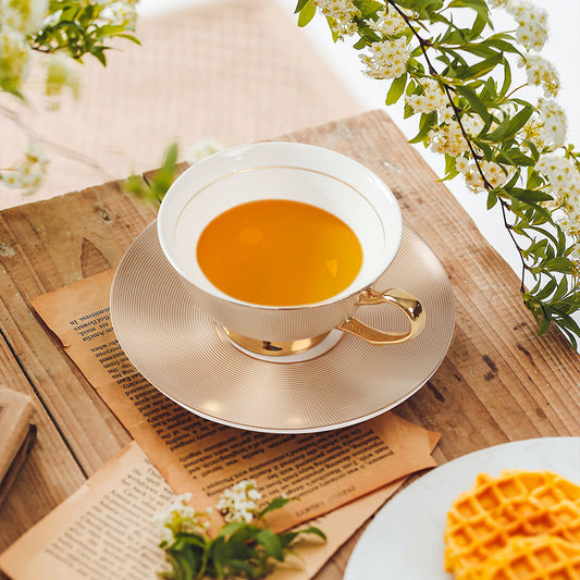 Juego de Taza y Plato de Cerámica Premium con Diseño Impreso - Image 2