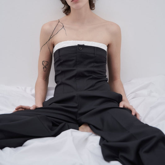 Jumpsuit de Pierna Ancha con Cuello Frío y Detalles en Contraste - Image 2