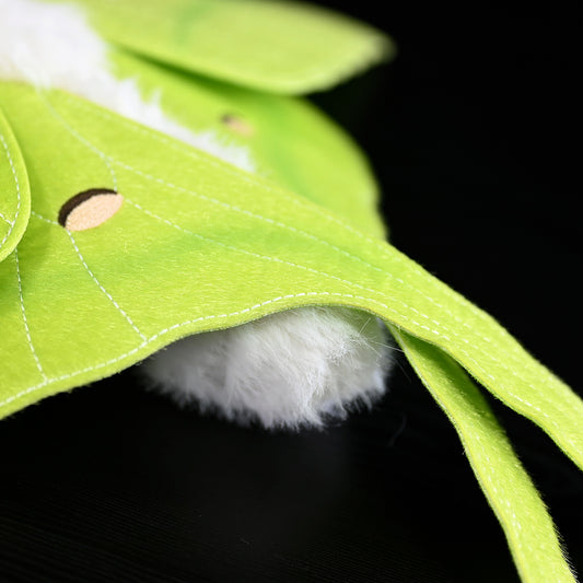 Peluche Polilla de Seda Verde - Juguete Coleccionable Realista - Image 2