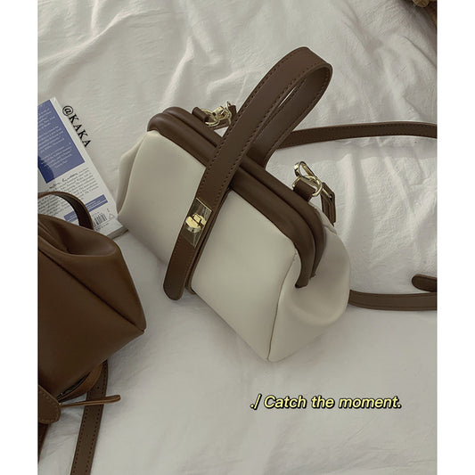 Bolsa Mensajera Retro con Cierre de Botón - Diseño Versátil - Image 2