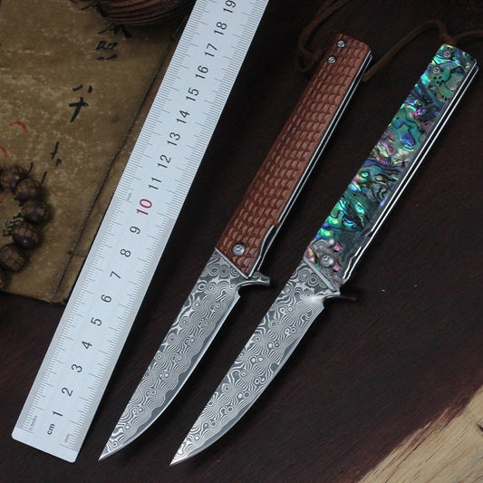 Cuchillo Portátil Damasco con Pluma y Mango de Concha - Outdoor - Image 2