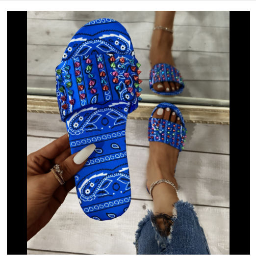 Sandalias Planas Casual con Remaches y Estampado Europeo - Image 2