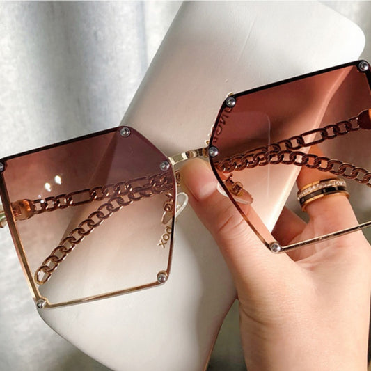 Gafas de Sol Cuadradas Grandes sin Marco para Mujer - Estilo Trendy con Cadena Metálica - Image 2