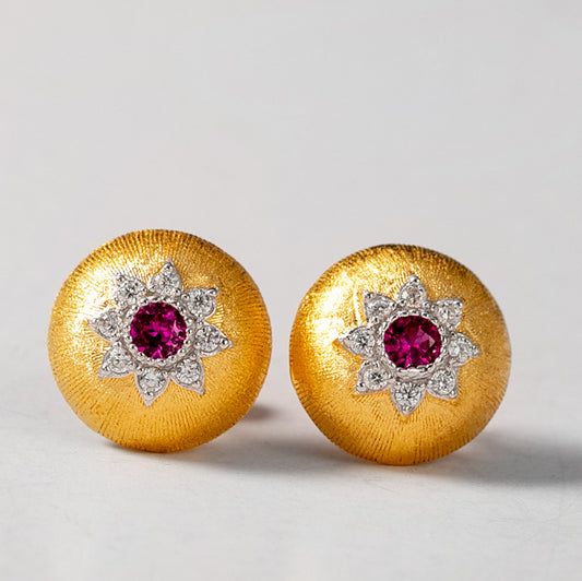 Aretes Bicolor Chapados en Oro con Circonitas Incrustadas para Mujer - Image 2