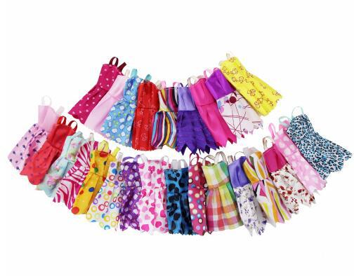 Conjunto de Vestir para Casa de Muñecas Infantil - Image 2
