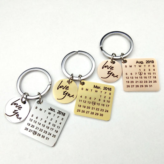 Llavero Calendario Personalizado Grabado a Mano Acero Inoxidable Regalo Pareja - Image 2