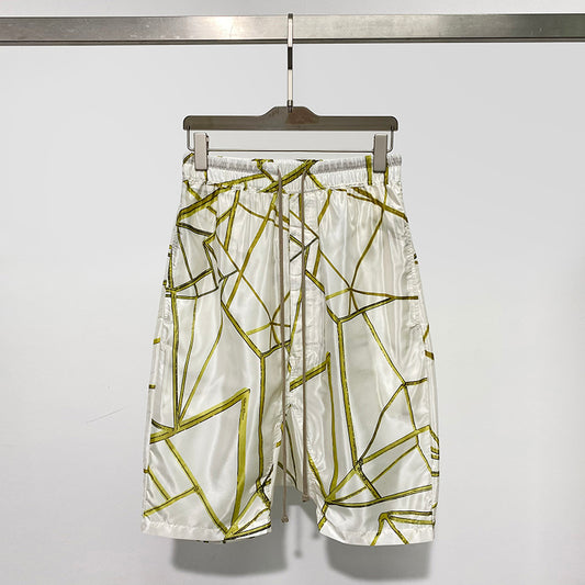 Shorts Cómodos con Estampado Abstracto en Tela Ligera - Image 2