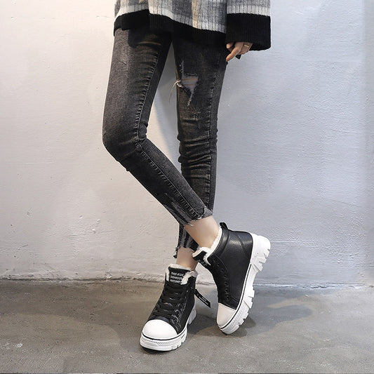 Botas Martin Altas de Cuero con Forro de Terciopelo Blanco - Image 2