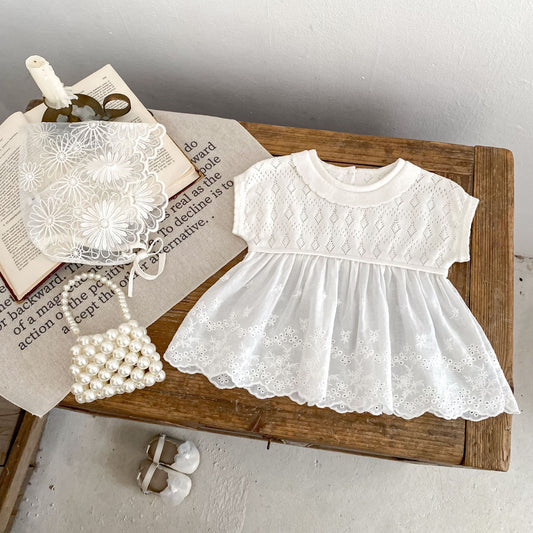 Blusa Tejida Calada sin Mangas con Encaje Flowy - Image 2