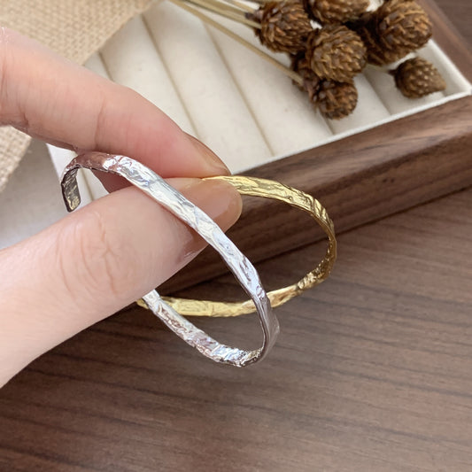 Pulsera de Plata Esterlina con Patrón de Oro Foil Irregular y Convexo - Image 2