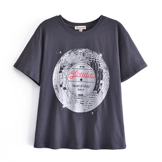 Remera Suelta Cuello Redondo con Estampado de Letras Círculo Manga Corta para Mujer - Image 2