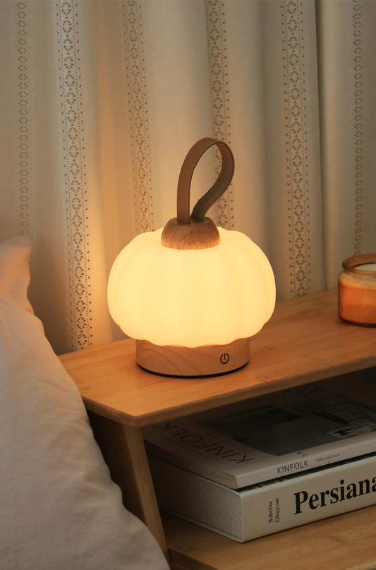 Lámpara Decorativa Calabaza Recargable - Luz LED Portátil - Image 2
