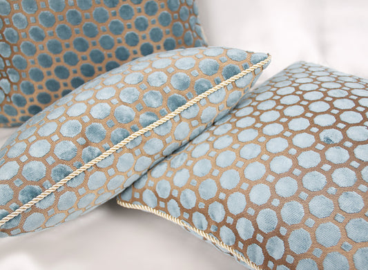 Cojín Grande para Cabecera con Lunares Azules - Almohada Decorativa para Sofá - Image 2