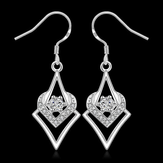 Aretes Geométricos de Plata con Zirconia Cúbica en Forma de Corazón y Estrella - Image 2