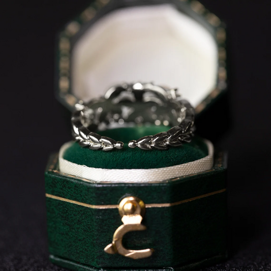 Anillo de Bodas Floral en Oro 18K, 14K y Plata con Diamantes para Mujer - Image 2