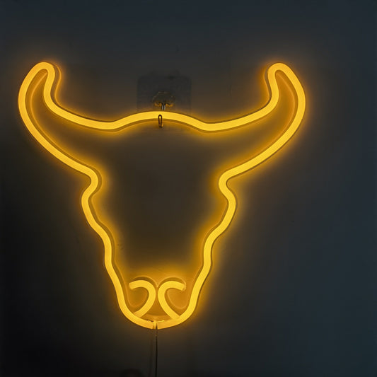 Lámpara Nocturna Decorativa Cabeza de Vaca Romántica para Bar - Image 2