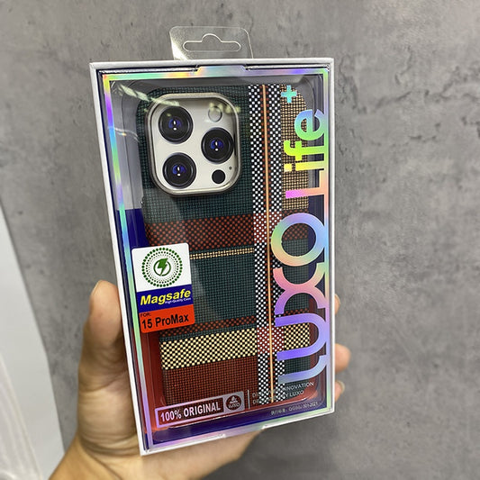 Funda Magnética con Diseño Escocés Luminoso y Marco Metálico a Juego - Image 2