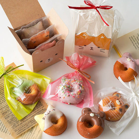 Molde para Donas de Silicona con Diseños de Gato y Oso - Bandeja Antiadherente para Horno - Image 2