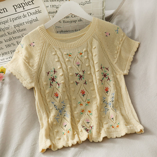 Blusa Lino Bordado Calado Manga Corta Ajustada - Image 2
