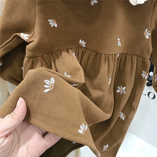 Vestido Infantil Elegante con Cuello de Encaje - Image 2