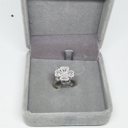 Anillo Giratorio de Cobre con Micro Incrustaciones para Mujer - Image 2