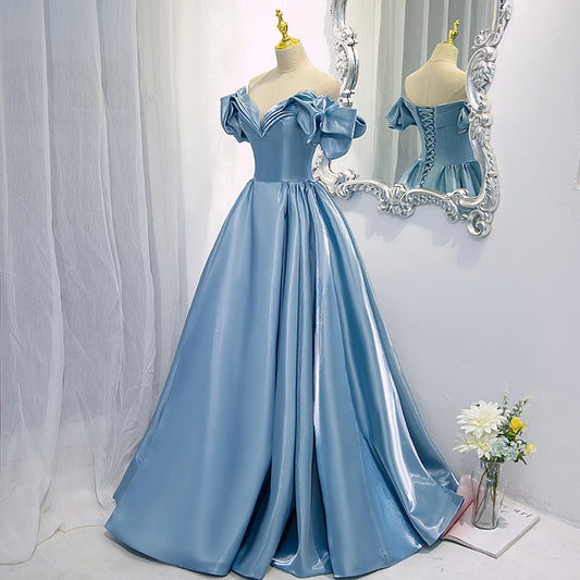 Vestido de Satén Azul Largo Asimétrico de Un Hombro - Image 2