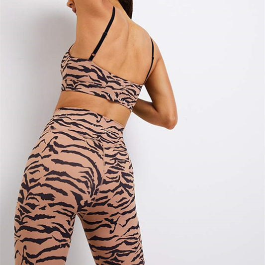 Sujetador Deportivo con Espalda Abierta - Conjunto de Yoga y Fitness para Mujer - Image 2