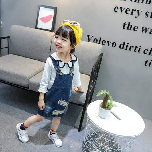 Vestido Denim Infantil con Bordado de Conejo y Tirantes para Niñas - Image 2