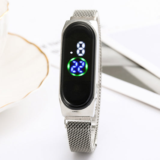 Reloj Inteligente LED con Pantalla Táctil y Malla Metálica - Image 2